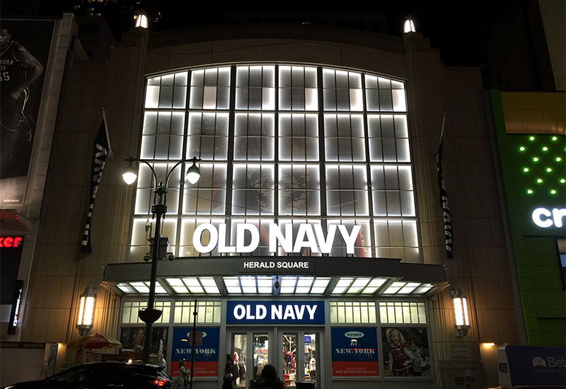 The Smart Lighting Company - Old-Navy-outdoor-linear-landscape